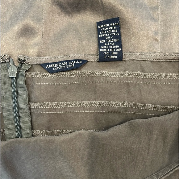 American Eagle gray silk skirt - Picture 4 of 4